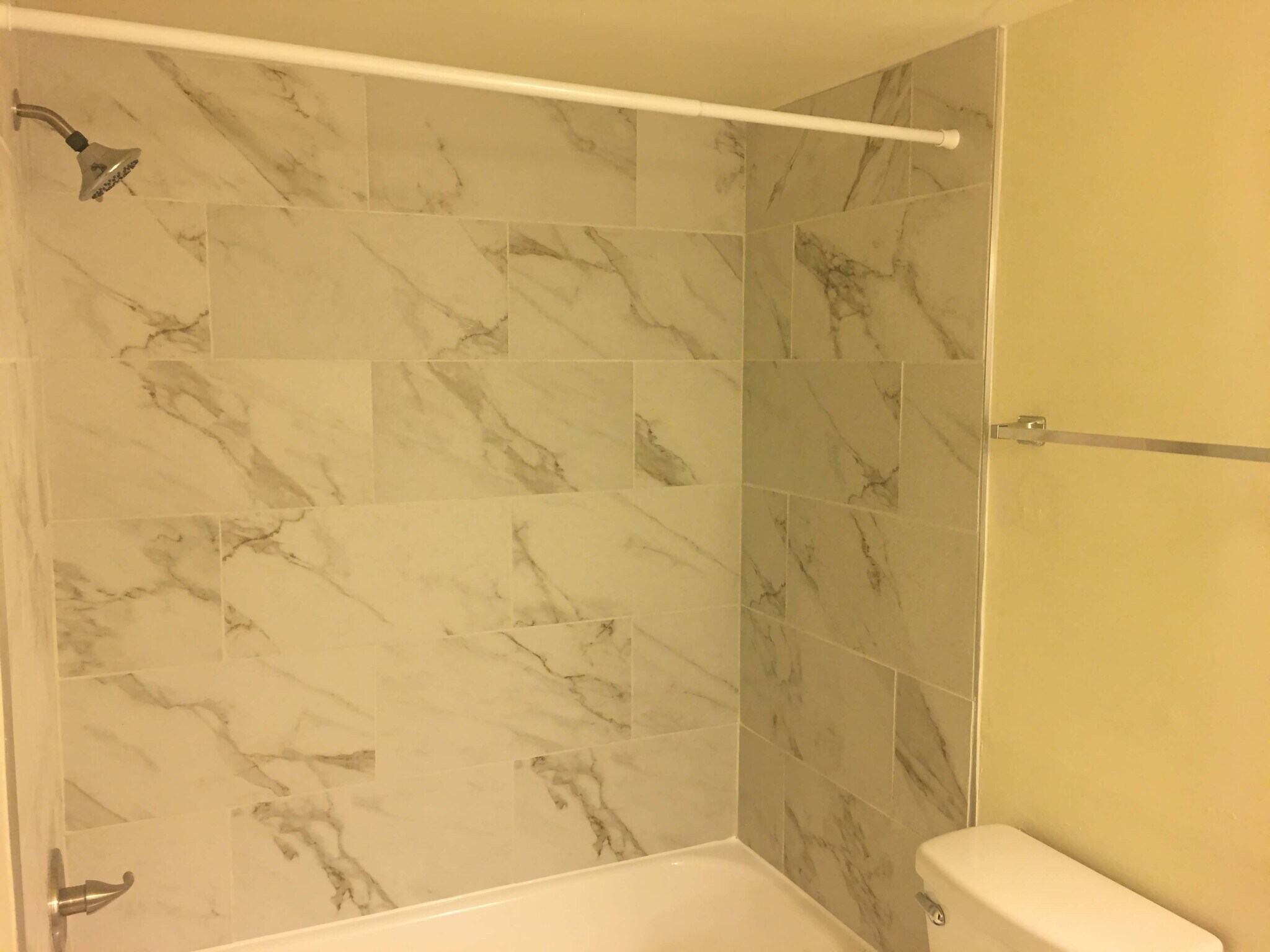 Building Photo - 10241 Prince Pl