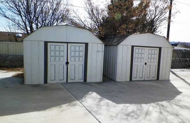 Building Photo - 9932 Agena Ln
