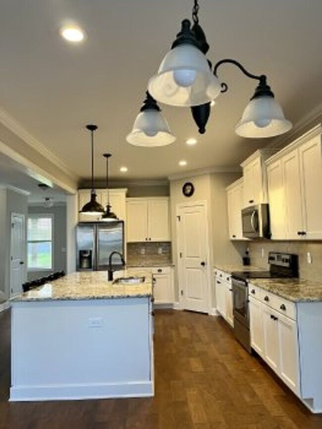 Building Photo - 187 Peytons Ridge Dr