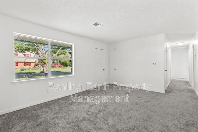 Building Photo - 1322 Frisco St