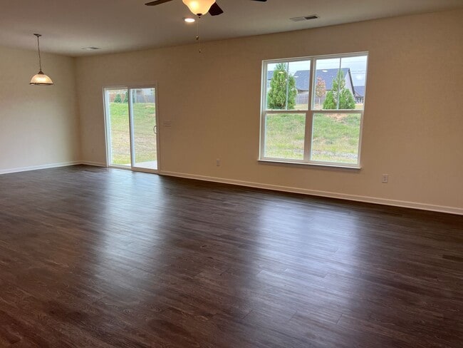 Building Photo - 6039 Haddington Dr