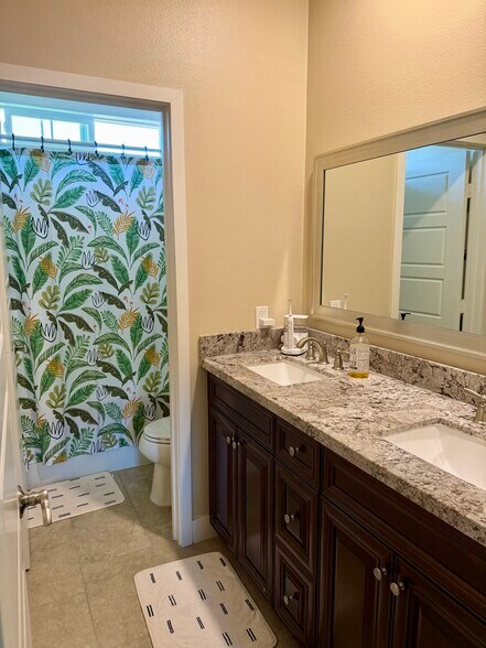 Building Photo - 5436 Reef Cir