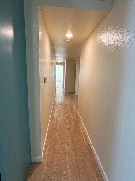Building Photo - 2918 S Normandie Ave