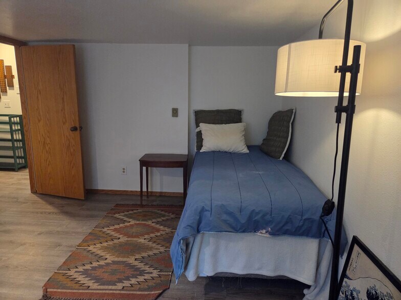 Building Photo - 3643 Roundtree Ct