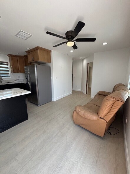 Building Photo - 745 N Doan Dr