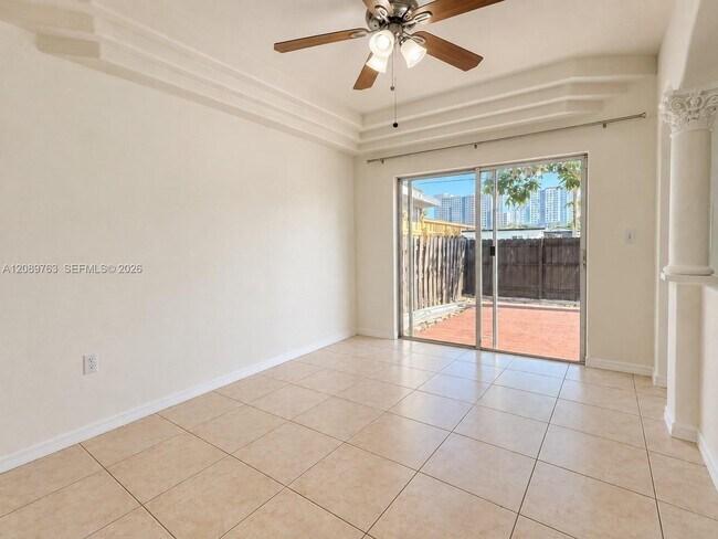 Building Photo - 130 SW 109th Ave
