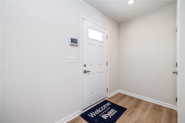 Building Photo - 257 Nevins Rd