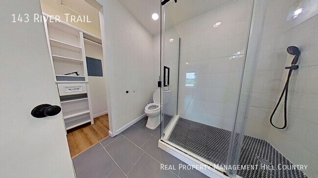 Building Photo - 143 River Trail