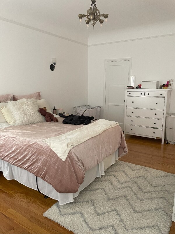 Building Photo - 420 S Detroit St