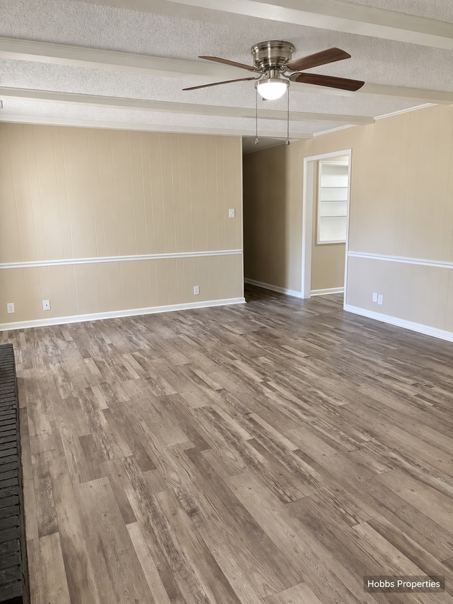 Building Photo - 26530 McLemore Cir
