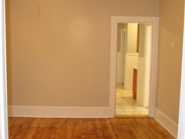Building Photo - 2 Sturgis St