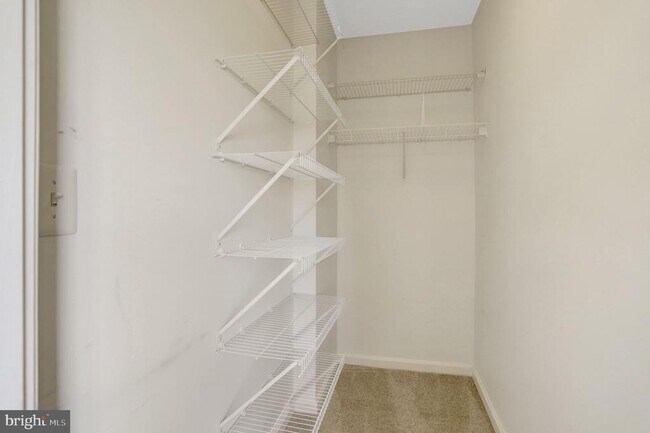 Building Photo - 3101 N Hampton Dr