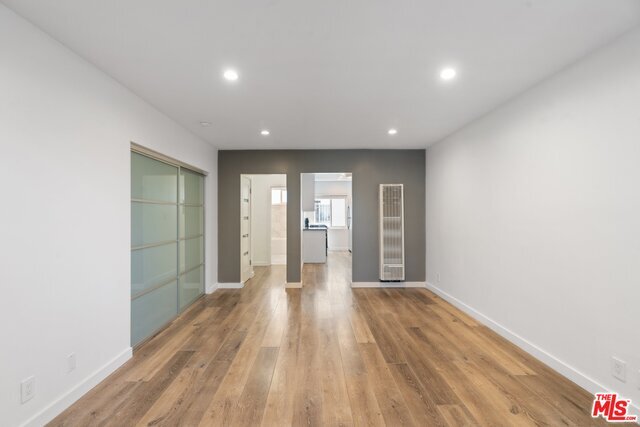 Building Photo - 702 S St Andrews Pl