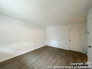 Building Photo - 311 E San Antonio Ave