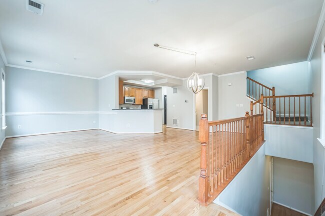 Building Photo - 4647 Red Admiral Way
