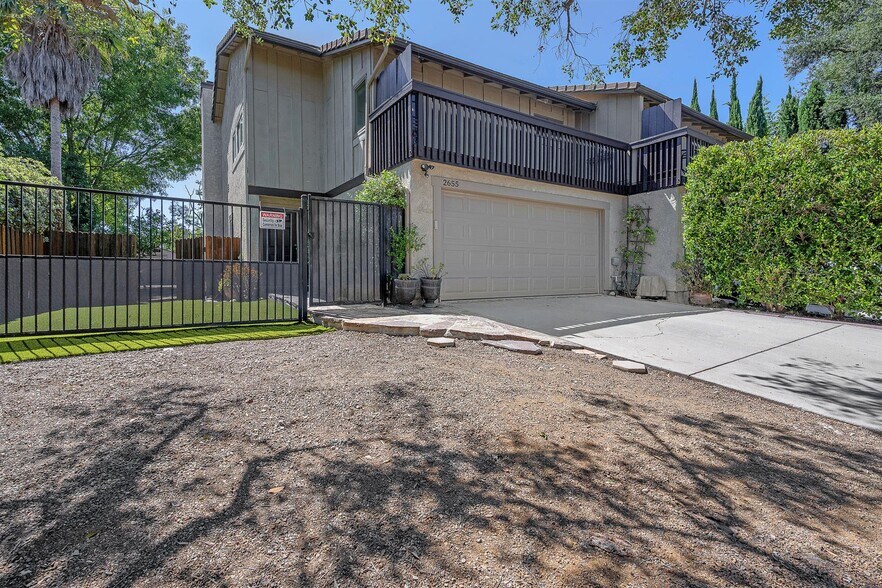 Welcome to 2655 Calle Abedul - 2655 Calle Abedul