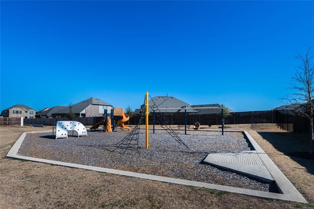 Building Photo - 2028 Deya Dr