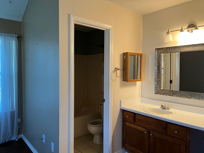 Building Photo - 2260 Estates Circle Navarre, FL 32566