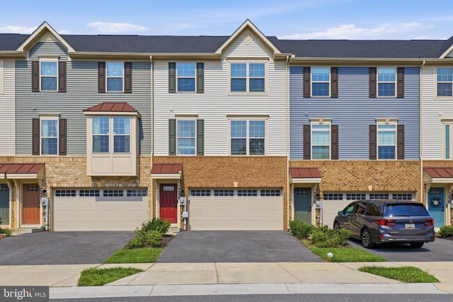 Building Photo - 7234 Bodkin Wy
