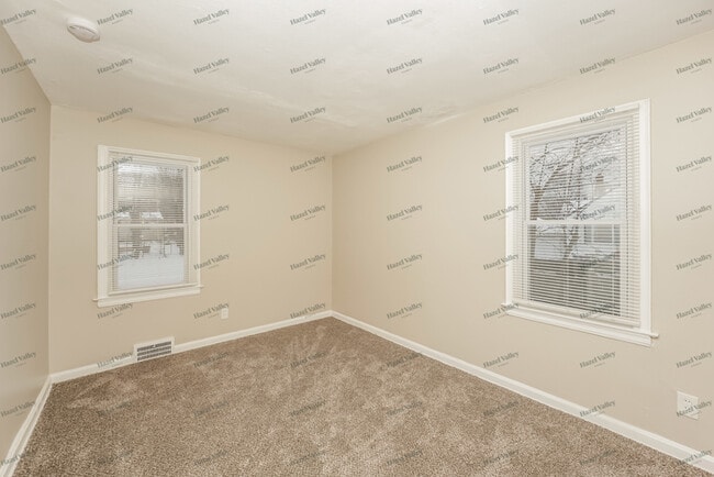 Building Photo - 3788 Lee Heights Blvd