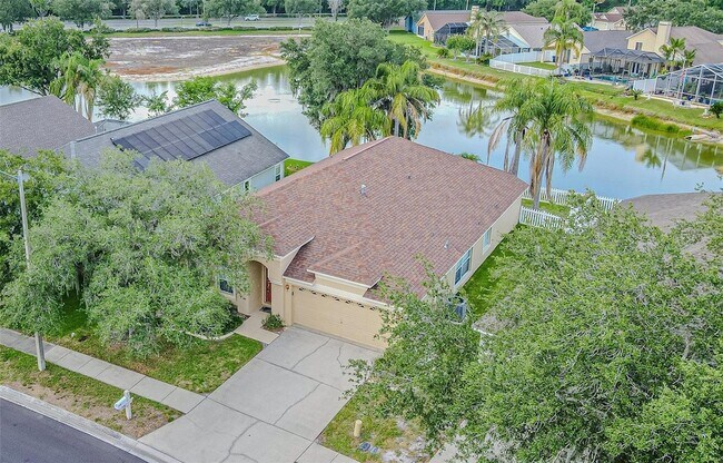 Building Photo - 1550 Maximilian Dr