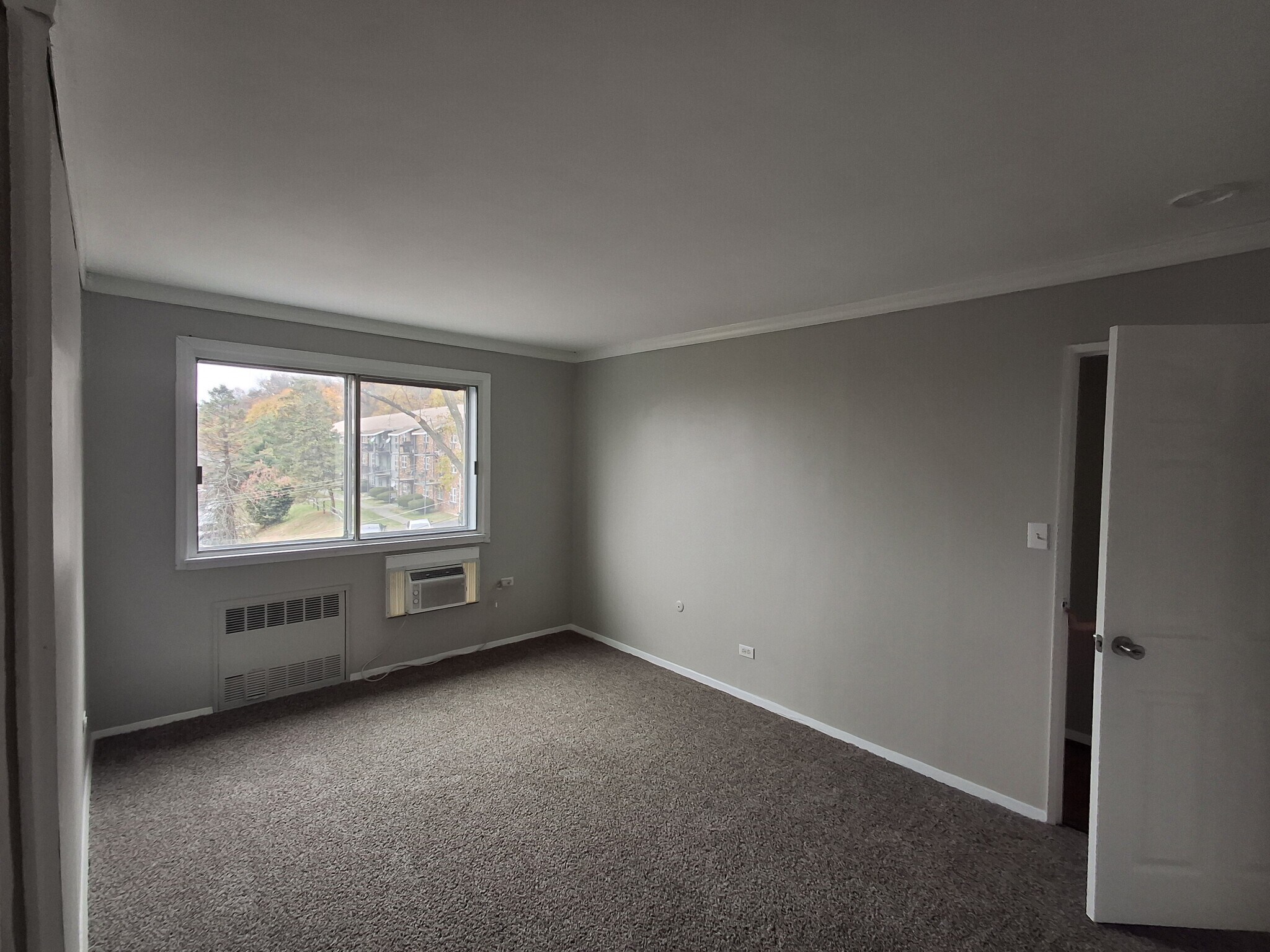 Building Photo - 1517 Hill Rd