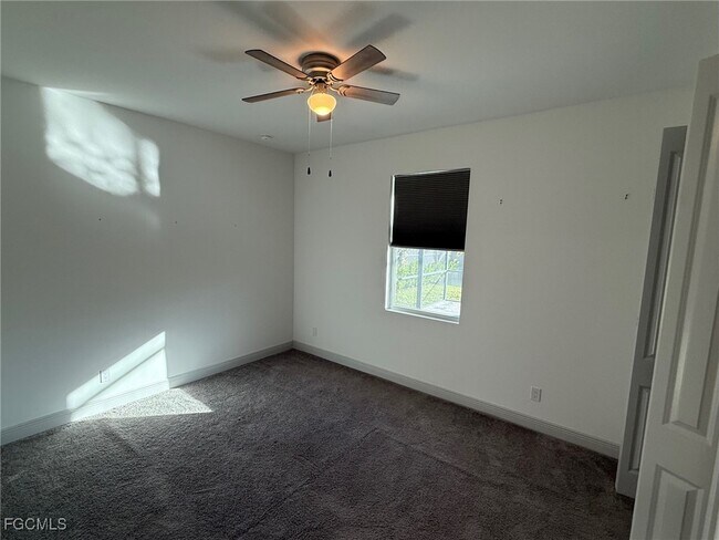 Building Photo - 4627 Agualinda Blvd