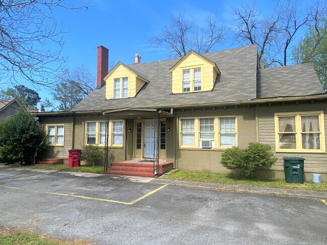 Primary Photo - 3373 Vineville Ave