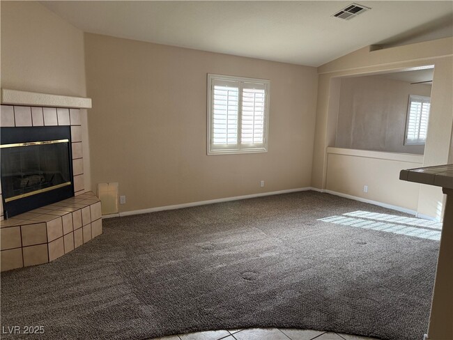 Building Photo - 204 Odyssey St