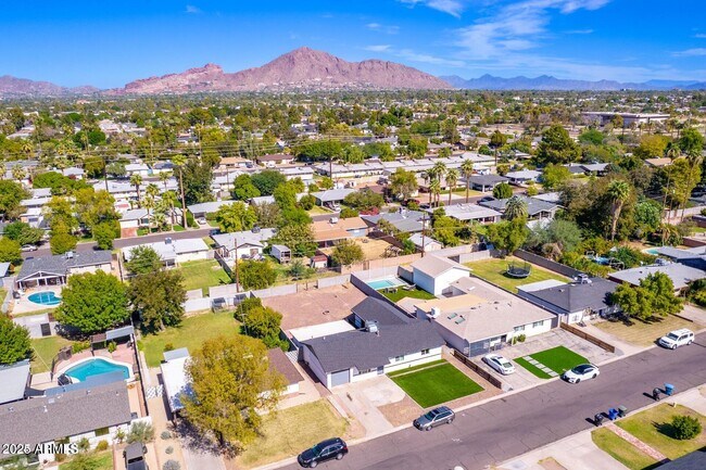 Building Photo - 4628 E Monte Vista Rd