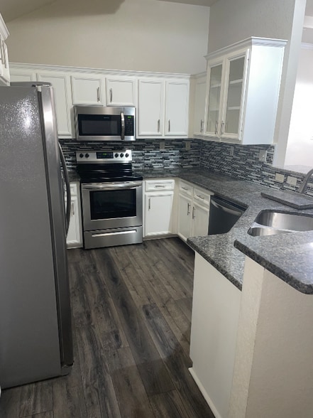 Building Photo - 4507 Mildred Ave