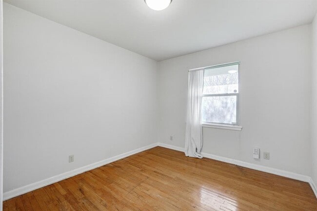 Building Photo - 4313 Bonnie Dr