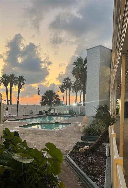 Building Photo - 3938 Surfside Blvd