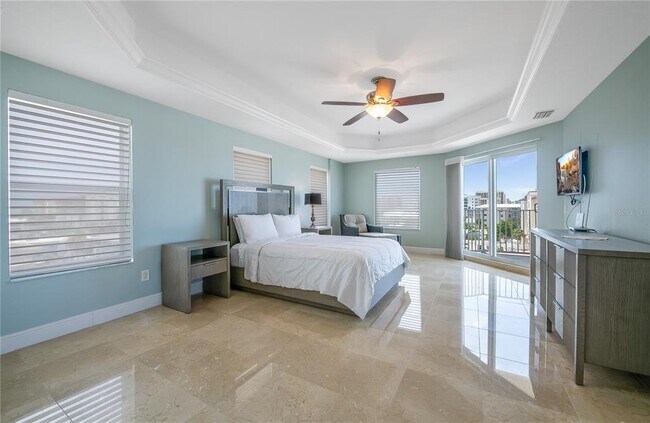 Building Photo - 15 Somerset St