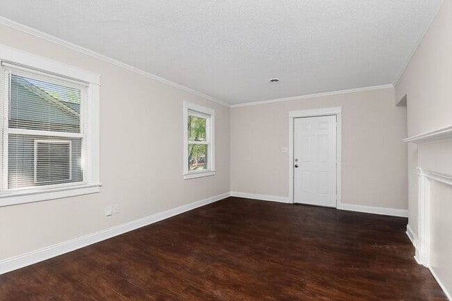 Building Photo - Charming 3BD/1BA Ranch in Charlotte!