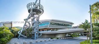 Building Photo - 3731 N Country Club Dr