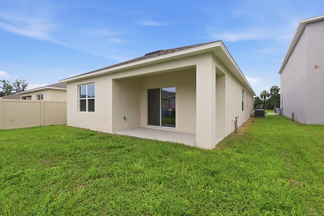 Building Photo - 1749 Shadow Trce Wy