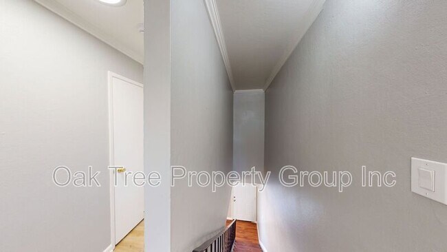 Building Photo - 623 F St