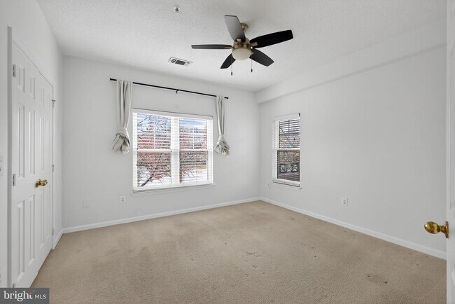 Building Photo - 12016 Taliesin Pl