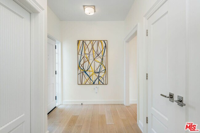 Building Photo - 15225 Palisades Village Ln