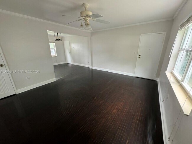 Building Photo - 7740 SW 54th Ct