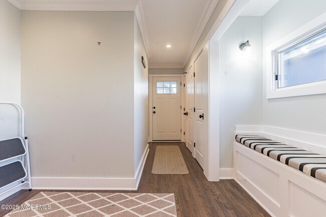 Building Photo - 605 Monmouth Ave