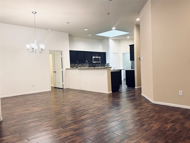 Building Photo - 9517 E Woodmark