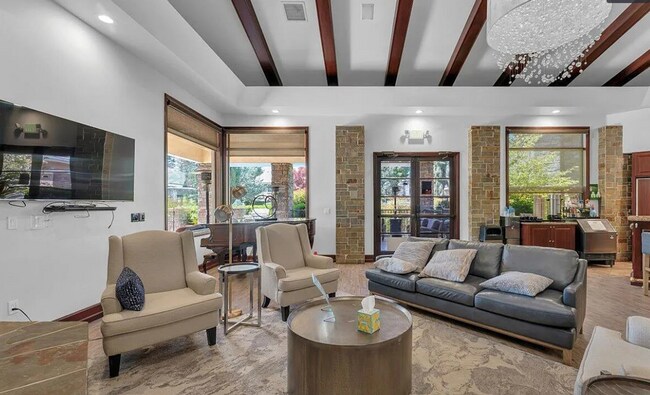 Building Photo - Beautiful 2-bedroom, 2 bath Condo in Gated...