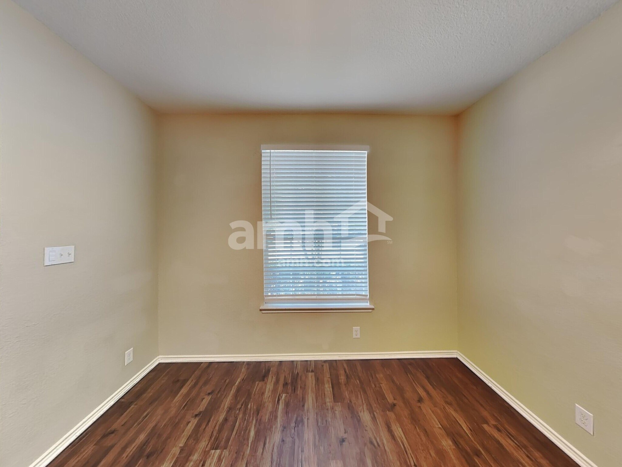 Building Photo - 12139 Karnes Way