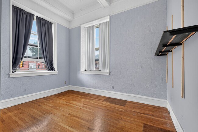 Building Photo - 2400 Baynard Blvd