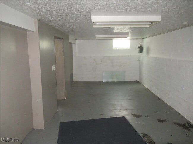 Building Photo - 12413 Worthington Ave