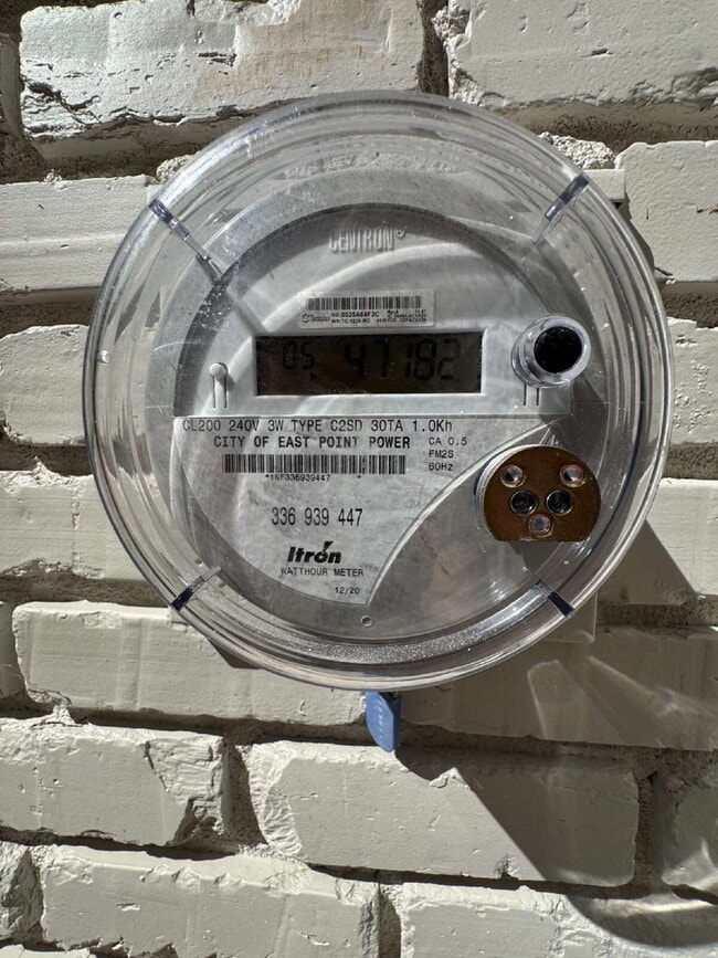 Building Photo - 3702 Chesapeake Way