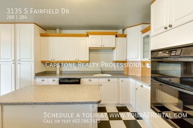 Building Photo - 3135 S Fairfield Dr