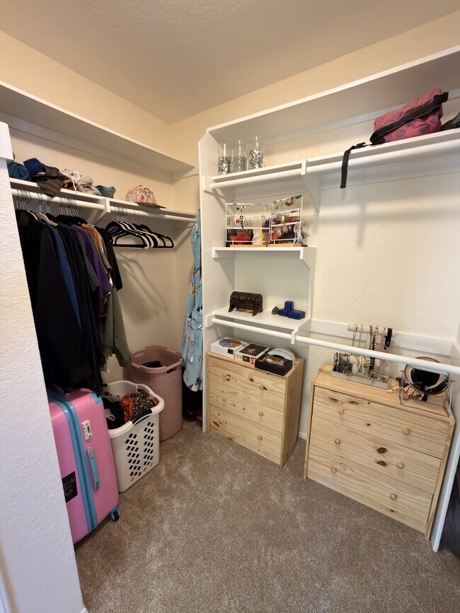 Building Photo - 9062 Stargaze Ave